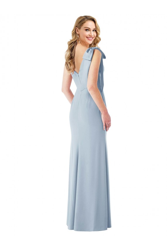 Desconto Azul Céu Claro Trombeta Decote V Sem Mangas Comprimento Chão Costas em V Vestidos de Madrinha / Vestidos de Festa