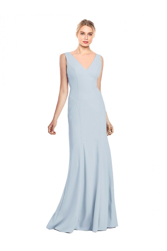 Desconto Azul Céu Claro Trombeta Decote V Sem Mangas Comprimento Chão Crepe Esticado Vestidos de Madrinha / Vestidos de Festa