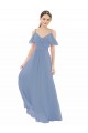 Desconto Azul Empoeirado Linha A Decote V Mangas Curtas Comprimento Chão Vestido de Madrinha