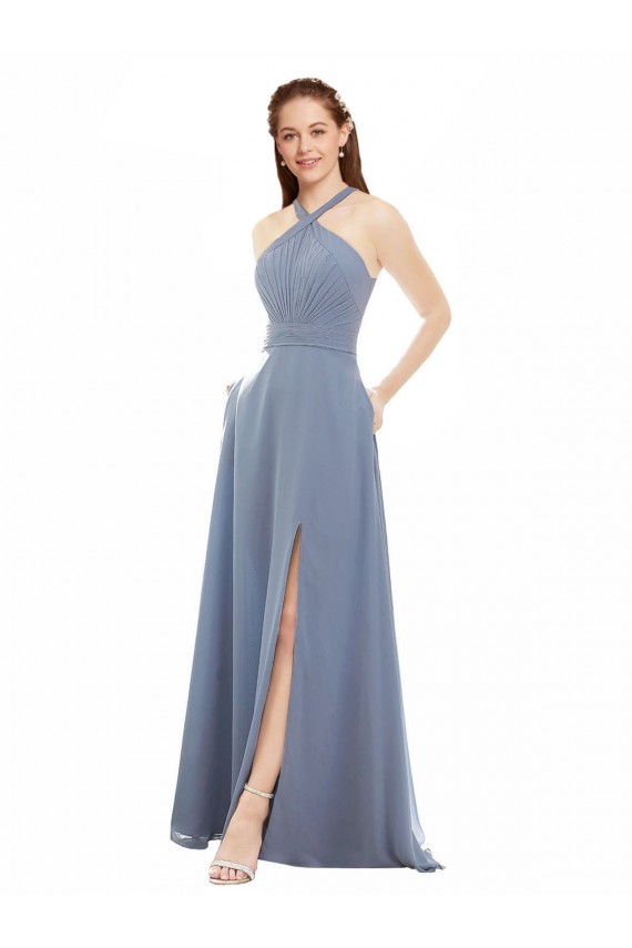 Desconto Azul Empoeirado Linha A Cabeçada Sem Mangas Comprimento Chão Vestidos de Festa