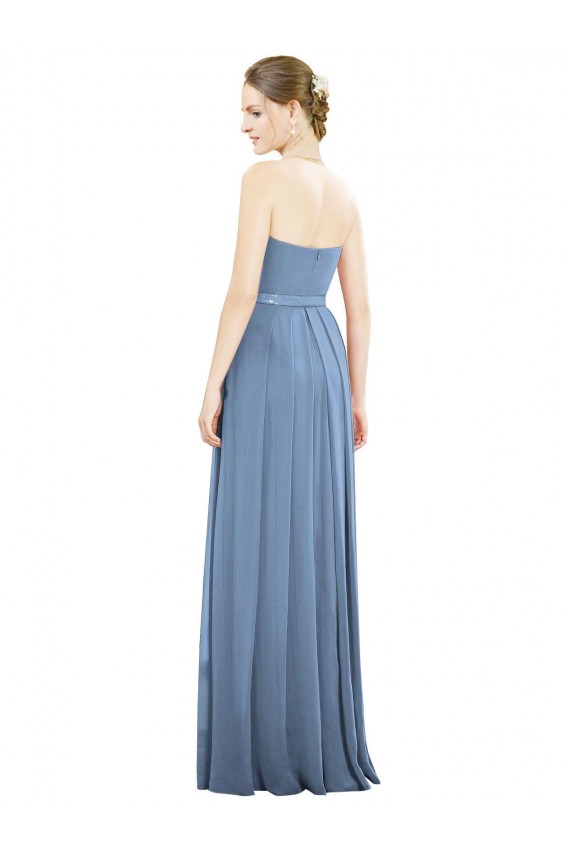 Desconto Azul Empoeirado Linha A Sem alças Sem Mangas Comprimento Chão Vestido Formais / Vestido de Madrinha