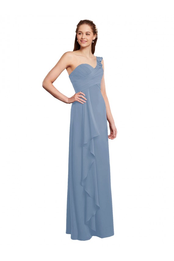 Desconto Azul Empoeirado Linha A Um Ombro Sem Mangas Comprimento Chão Vestido de Madrinha / Vestido Formais
