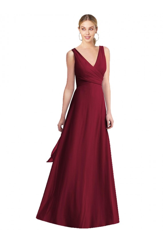 Desconto Borgonha Linha A Decote V Sem Mangas Comprimento Chão Vestidos de Festa / Vestidos de Madrinha