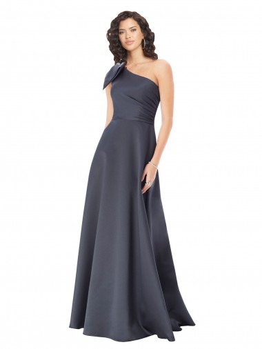 Desconto Cinza Ardósia Linha A Um Ombro Sem Mangas Comprimento Chão Longo Vestidos de Madrinha / Vestidos de Noite / Vestidos de Festa