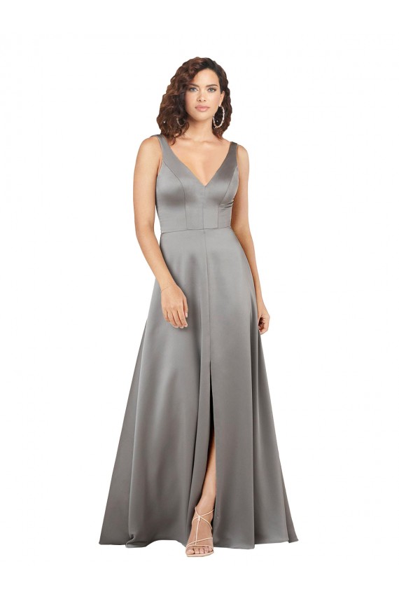 Desconto Cinza Pérola Linha A Decote V Sem Mangas Comprimento Chão Vestidos de Madrinha / Vestidos de Noite / Vestidos de Festa