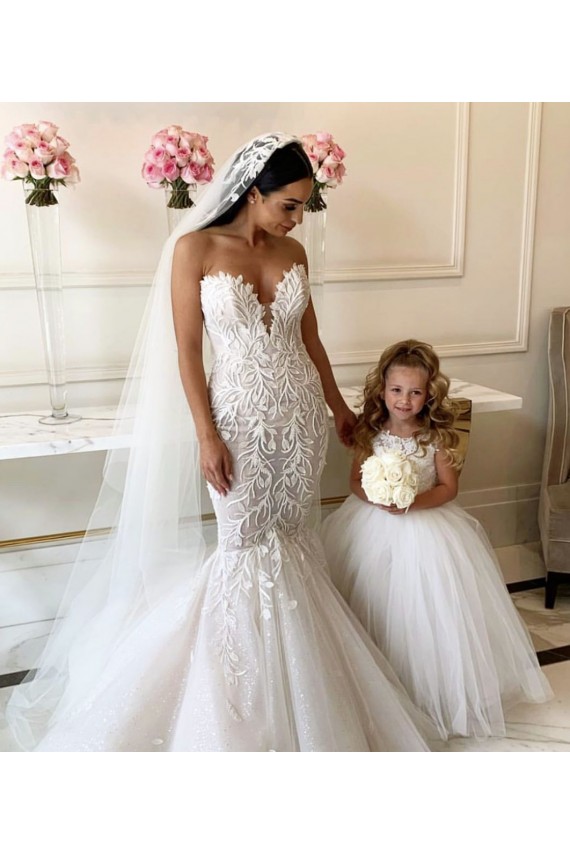 Desconto Marfim Vestido de Baile Barco Sem Mangas Comboio Capela Longo Tule & Renda Vestidos para Meninas de Flores