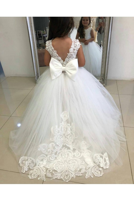 Desconto Marfim Vestido de Baile Barco Sem Mangas Comboio Capela Longo Tule & Renda Vestidos para Meninas de Flores