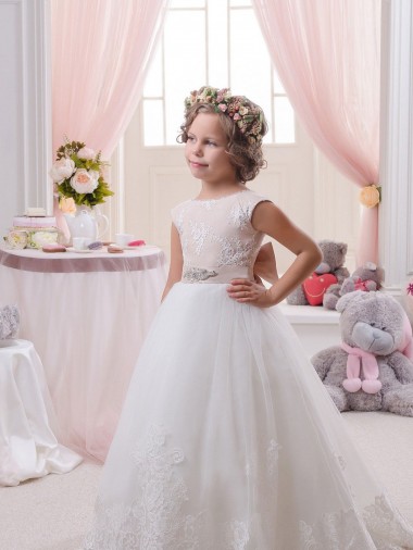 Desconto Marfim Vestido de Baile Barco Sem Mangas Comboio Capela Costas em V Vestidos para Meninas de Flores