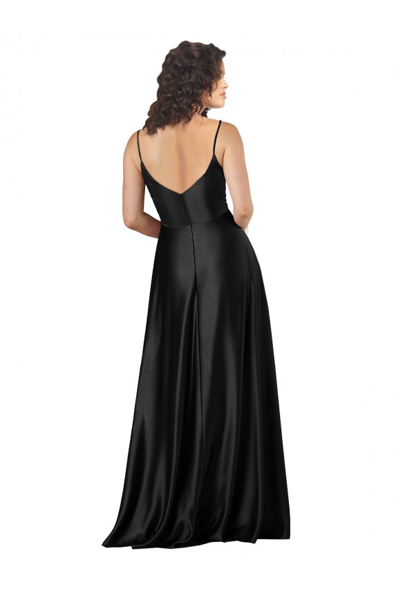 Desconto Preto Linha A Decote V Sem Mangas Comprimento Chão Cetim Sedoso Vestidos de Madrinha / Vestidos de Noite / Vestidos de Festa