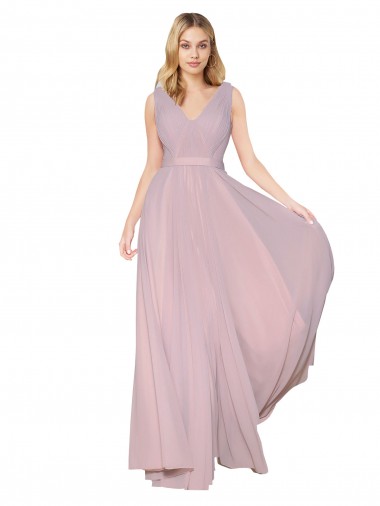 Desconto Prímula Linha A Decote V Sem Mangas Comprimento Chão Vestidos de Madrinha / Vestidos de Noite / Vestidos de Festa