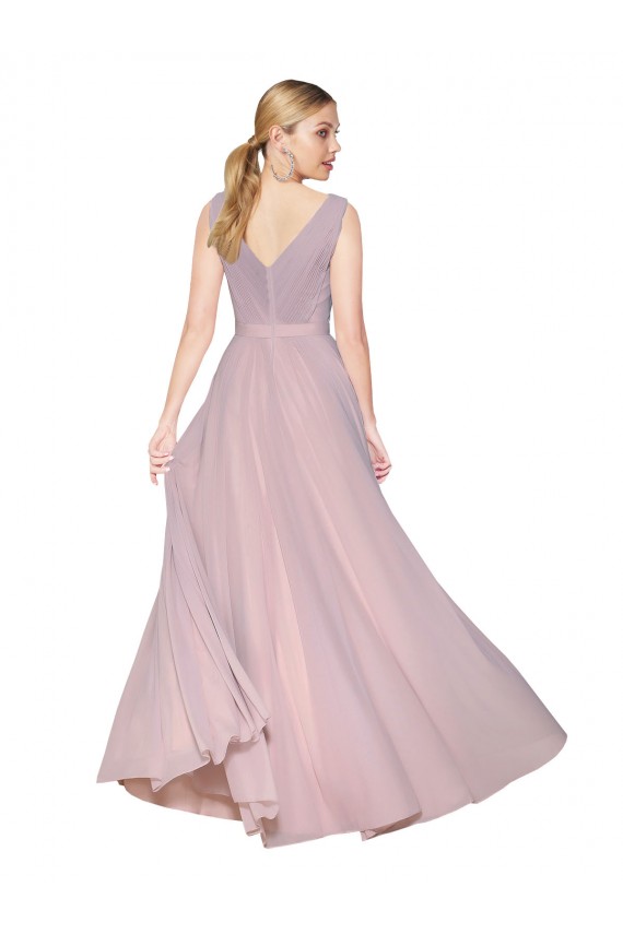 Desconto Prímula Linha A Decote V Sem Mangas Comprimento Chão Vestidos de Madrinha / Vestidos de Noite / Vestidos de Festa