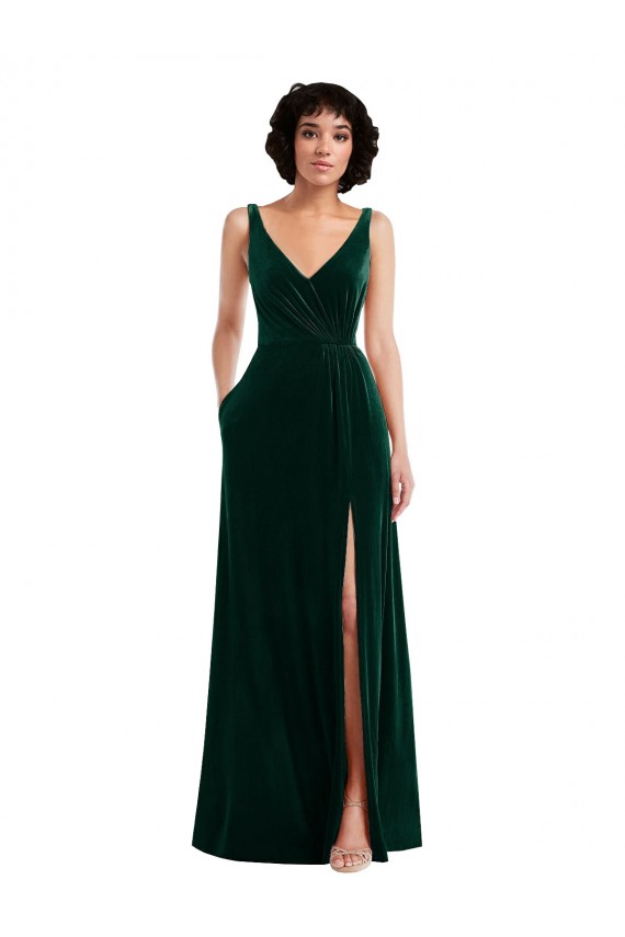 Desconto Verde Escuro Linha A Decote V Sem Mangas Comprimento Chão Vestidos de Madrinha / Vestidos de Festa