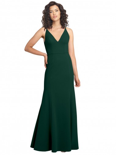 Desconto Verde Meia-Noite Linha A Decote V Sem Mangas Comprimento Chão Longo Vestidos de Madrinha / Vestidos de Noite / Vestidos de Festa