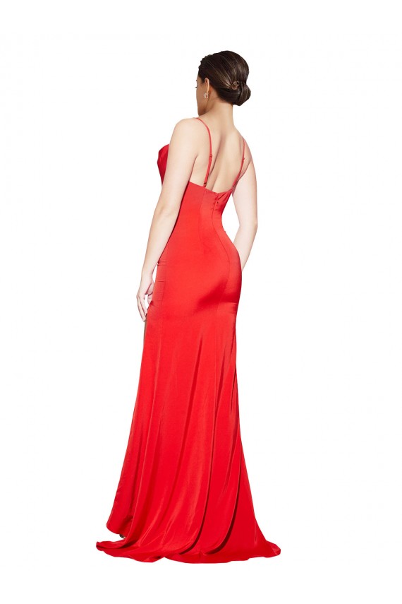 Desconto Vermelho Bainha Decote Capuz Sem Mangas Comprimento Chão Vestidos de Madrinha / Vestidos de Noite / Vestidos de Festa